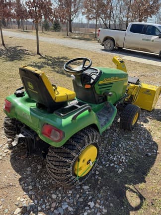 Image of John Deere X475 equipment image 4