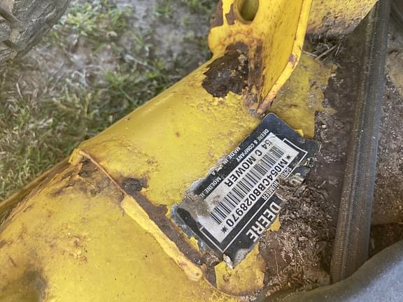 Image of John Deere X475 equipment image 2