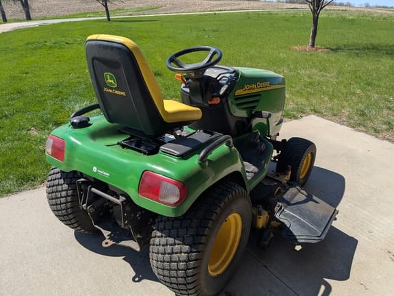 Image of John Deere X475 equipment image 2