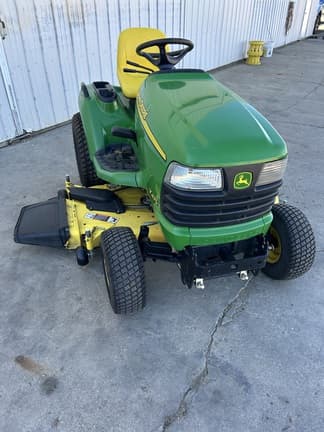 Image of John Deere X475 equipment image 3