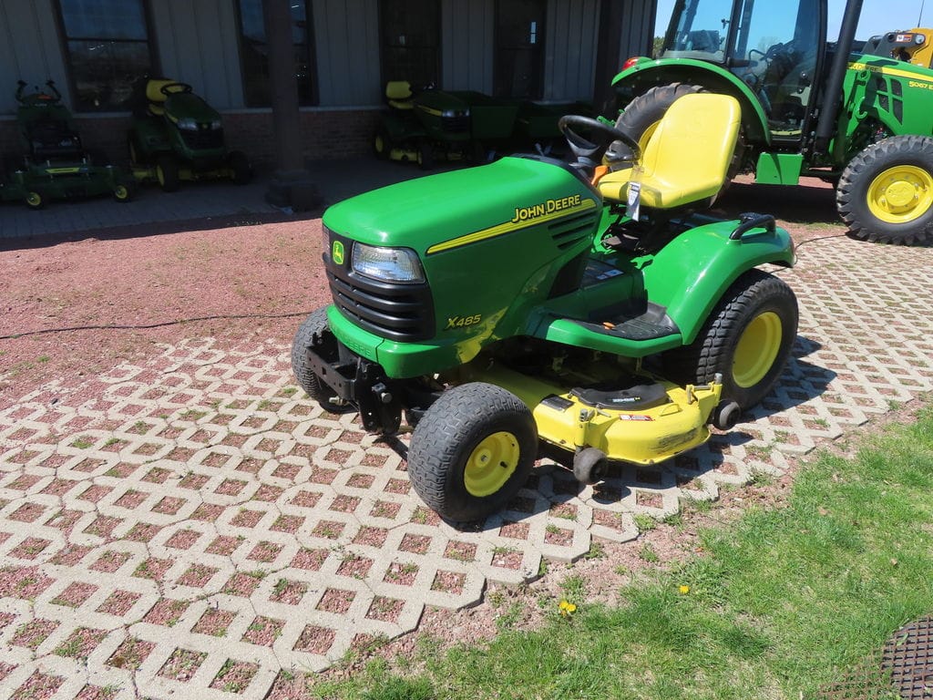 Main image John Deere X485