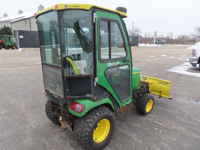Image of John Deere X575 equipment image 3