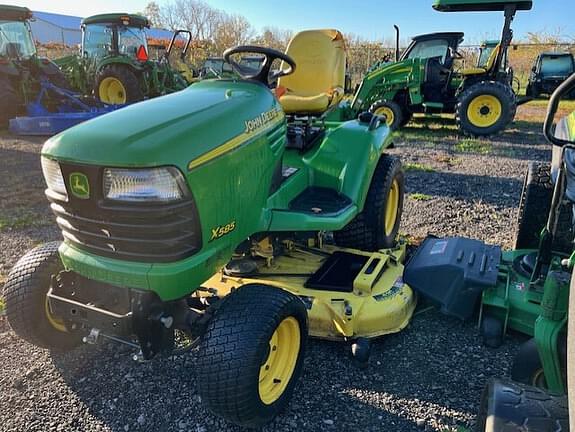 Image of John Deere X585 equipment image 1