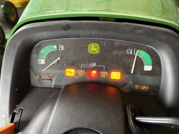 Image of John Deere X585 equipment image 4