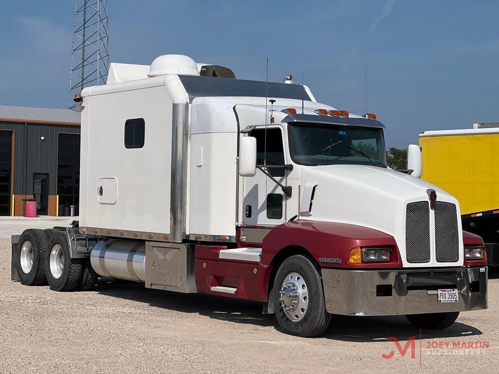 Main image Kenworth T600