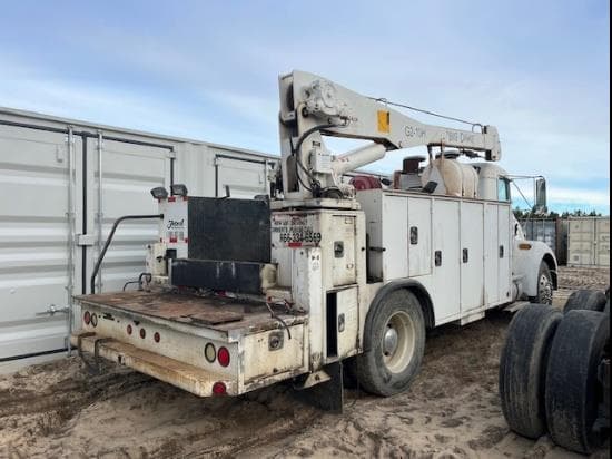 Image of Kenworth T300 equipment image 2