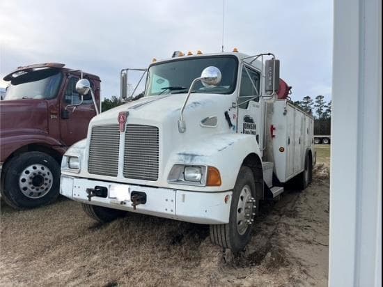 Image of Kenworth T300 equipment image 1