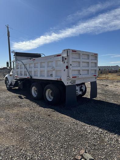 Image of Kenworth T300 equipment image 3