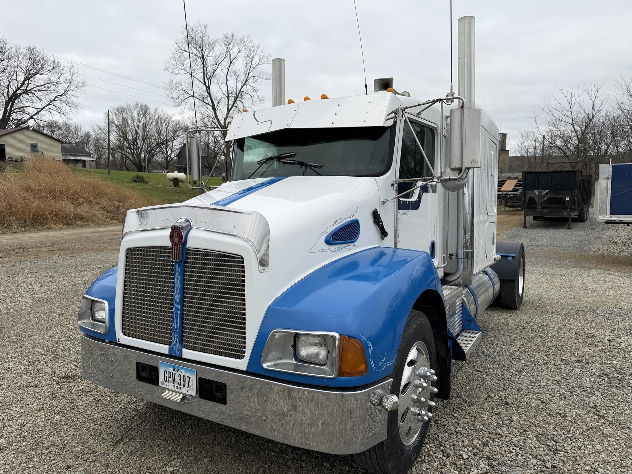 2003 Kenworth T300 Equipment Image0