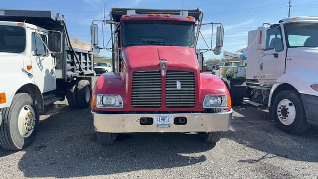 Image of Kenworth T300 equipment image 1