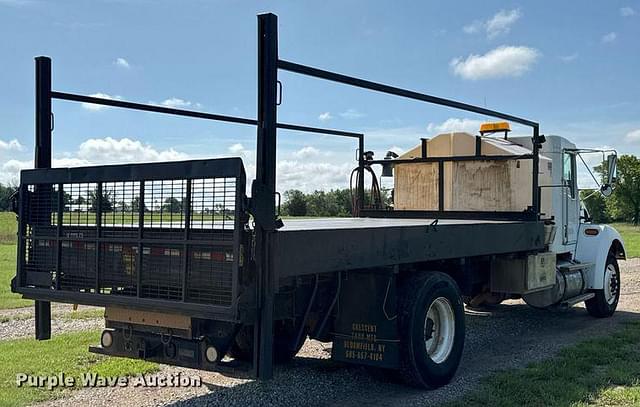 Image of Kenworth T300 equipment image 4