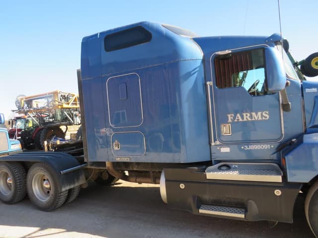 Image of Kenworth T600 equipment image 3