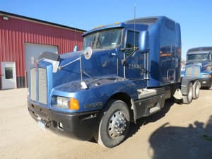 2003 Kenworth T600 Image