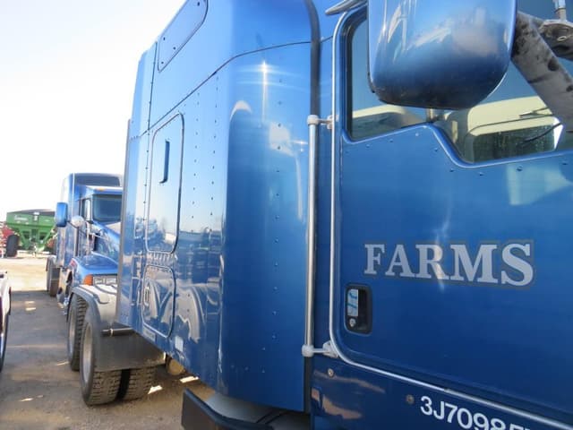 Image of Kenworth T600 equipment image 4