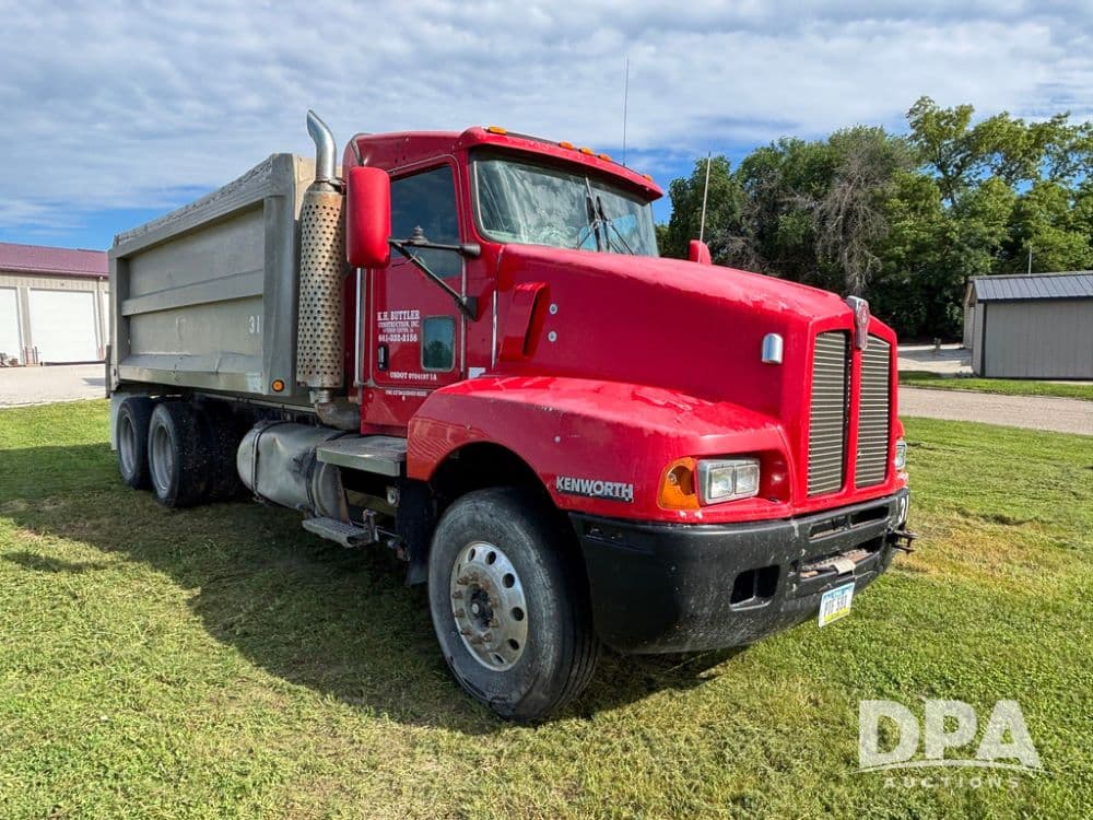 Image of Kenworth T600 Primary image