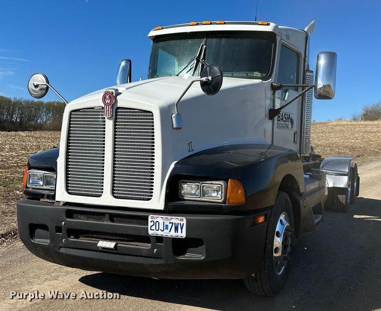 Main image Kenworth T600