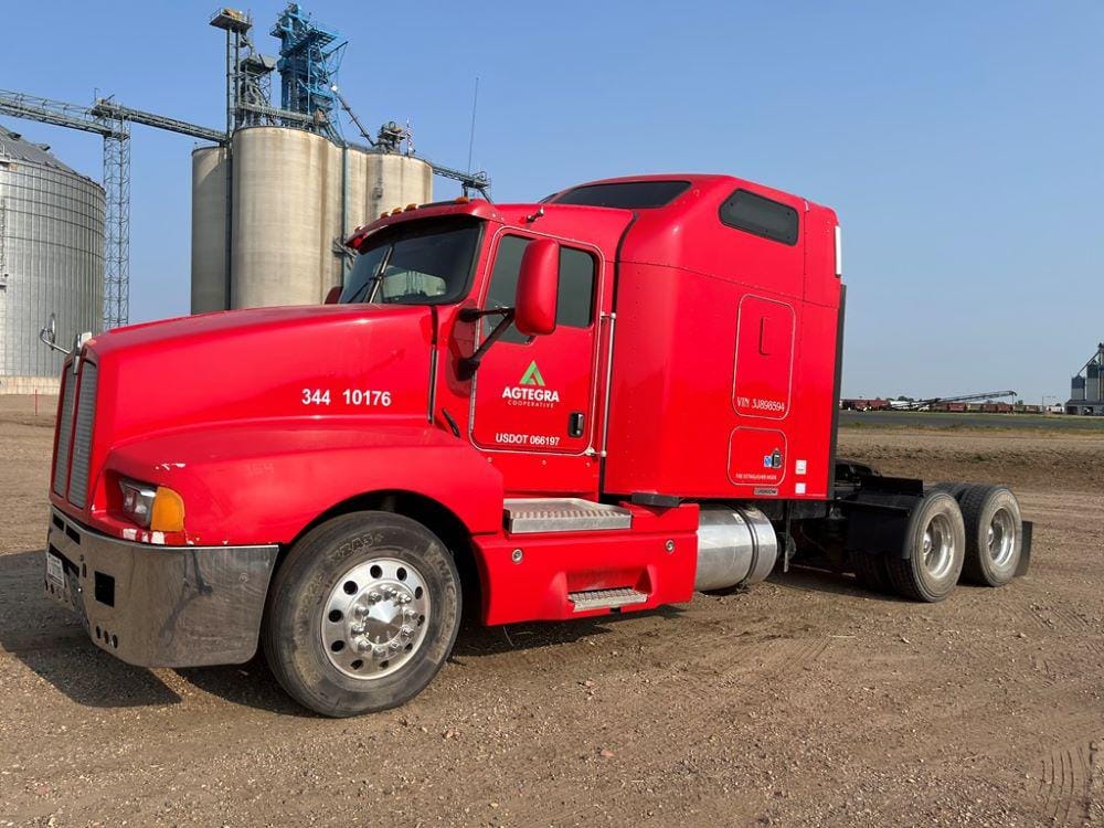 Main image Kenworth T600