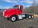 2003 Kenworth T800 Image