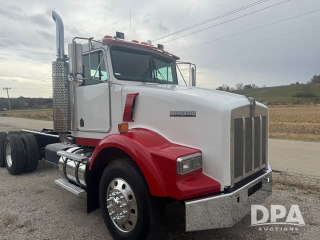 Image of Kenworth T800 equipment image 2