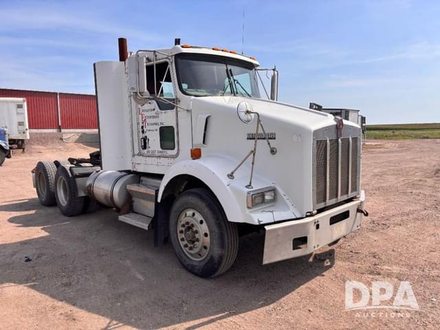 Image of Kenworth T800 equipment image 4