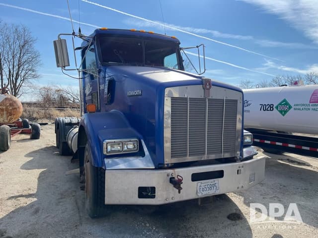 Image of Kenworth T800 equipment image 3