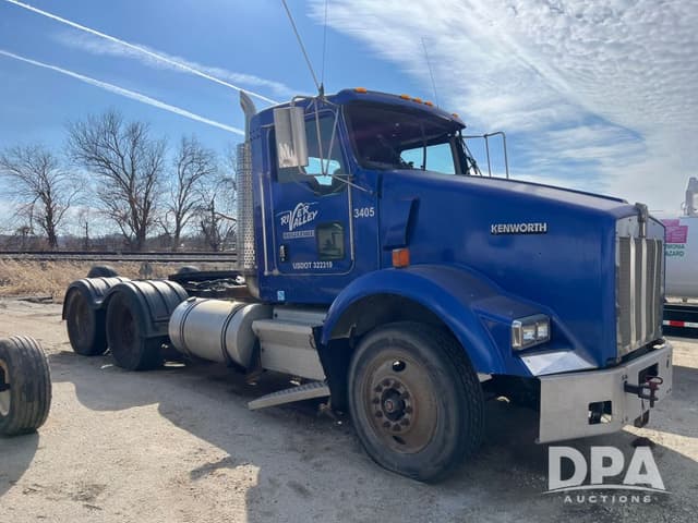 Image of Kenworth T800 equipment image 4