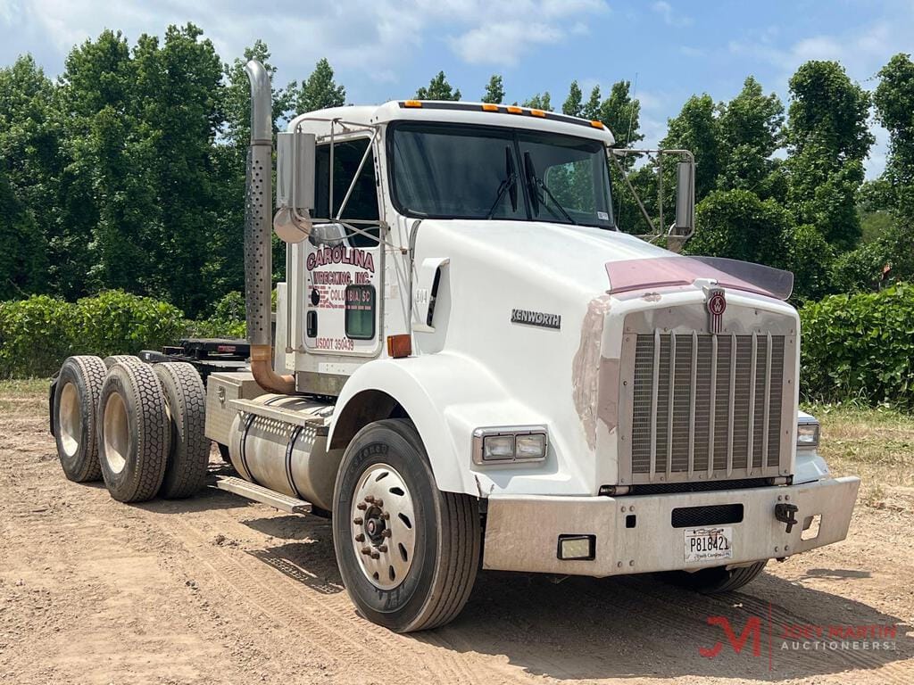 Main image Kenworth T800