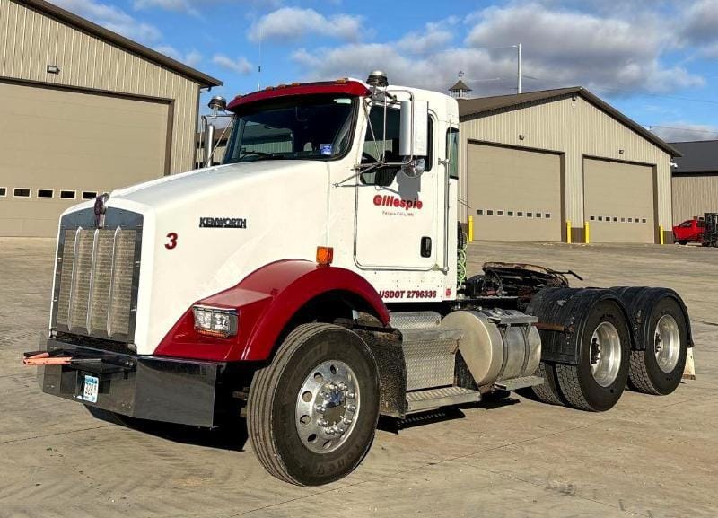 Main image Kenworth T800