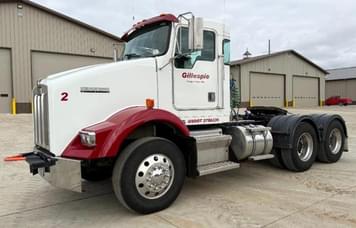 Main image Kenworth T800