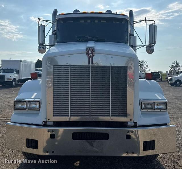 Image of Kenworth T800 equipment image 1