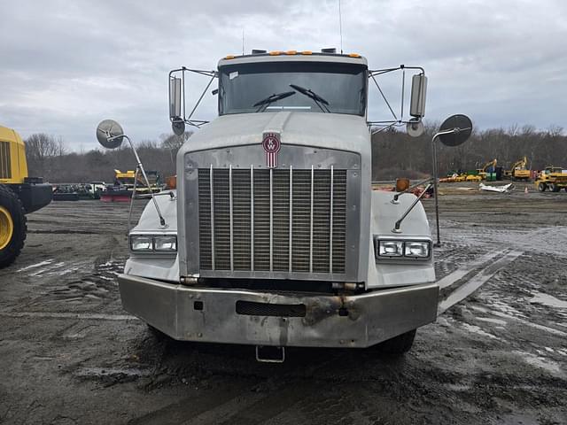 Image of Kenworth T800 equipment image 1