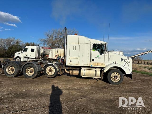 Image of Kenworth T800 equipment image 3