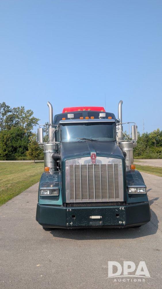 Image of Kenworth T800 equipment image 2