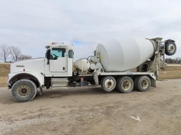 Main image Kenworth W900