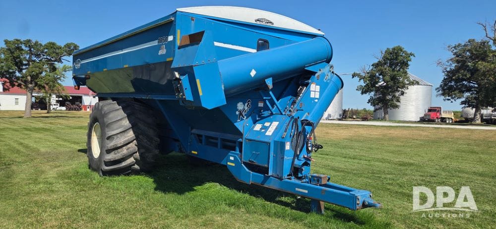 2003 Kinze 1050 Equipment Image0