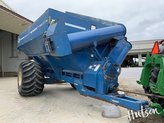 2003 Kinze 850 Equipment Image0
