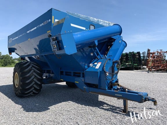 2003 Kinze 850 Equipment Image0