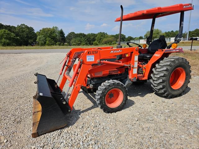 Image of Kioti LK3054 equipment image 2