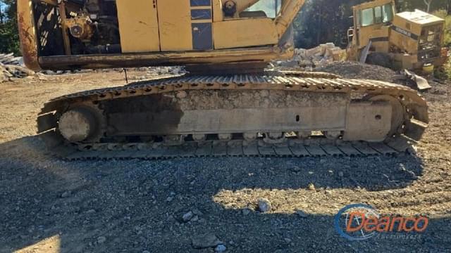 Image of Komatsu PC200-6 equipment image 4