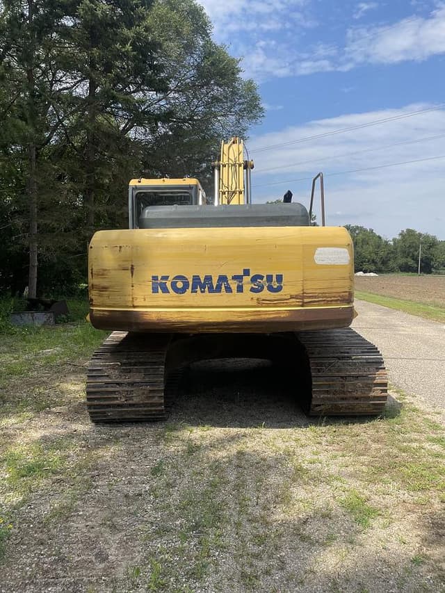 Image of Komatsu PC200LC-7 equipment image 3