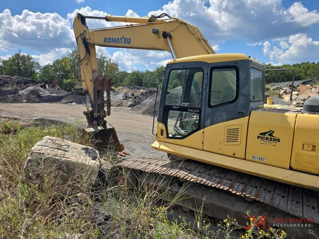Image of Komatsu PC220LC-7 equipment image 2