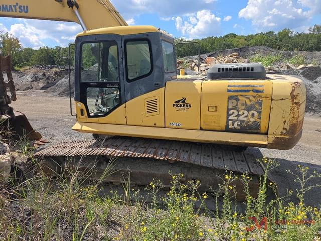 Image of Komatsu PC220LC-7 equipment image 1