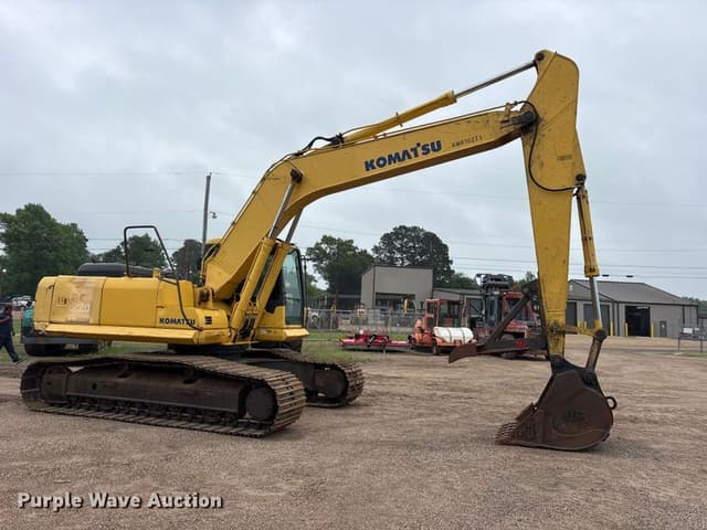 Image of Komatsu PC220LC equipment image 3