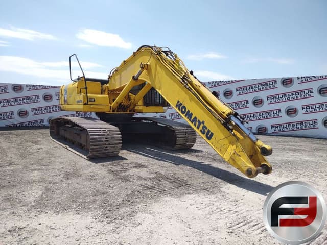 Image of Komatsu PC220LC equipment image 2