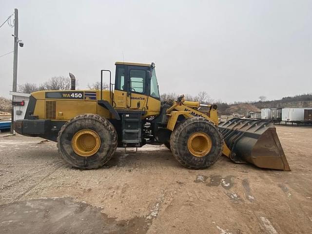 Image of Komatsu WA450-5L equipment image 4