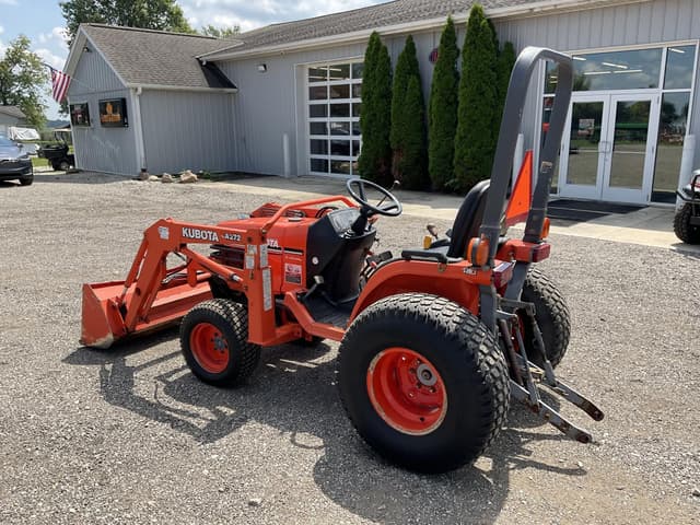 Image of Kubota B7500 equipment image 2