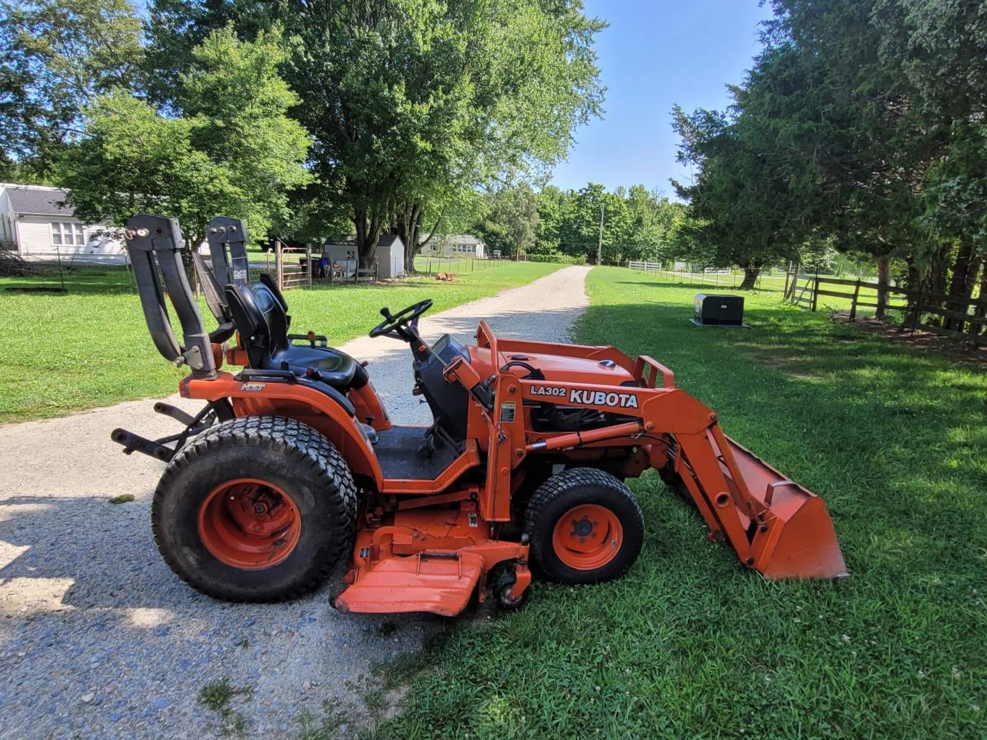 Main image Kubota B7500