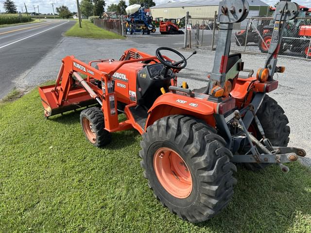 Image of Kubota B7800HSD equipment image 4