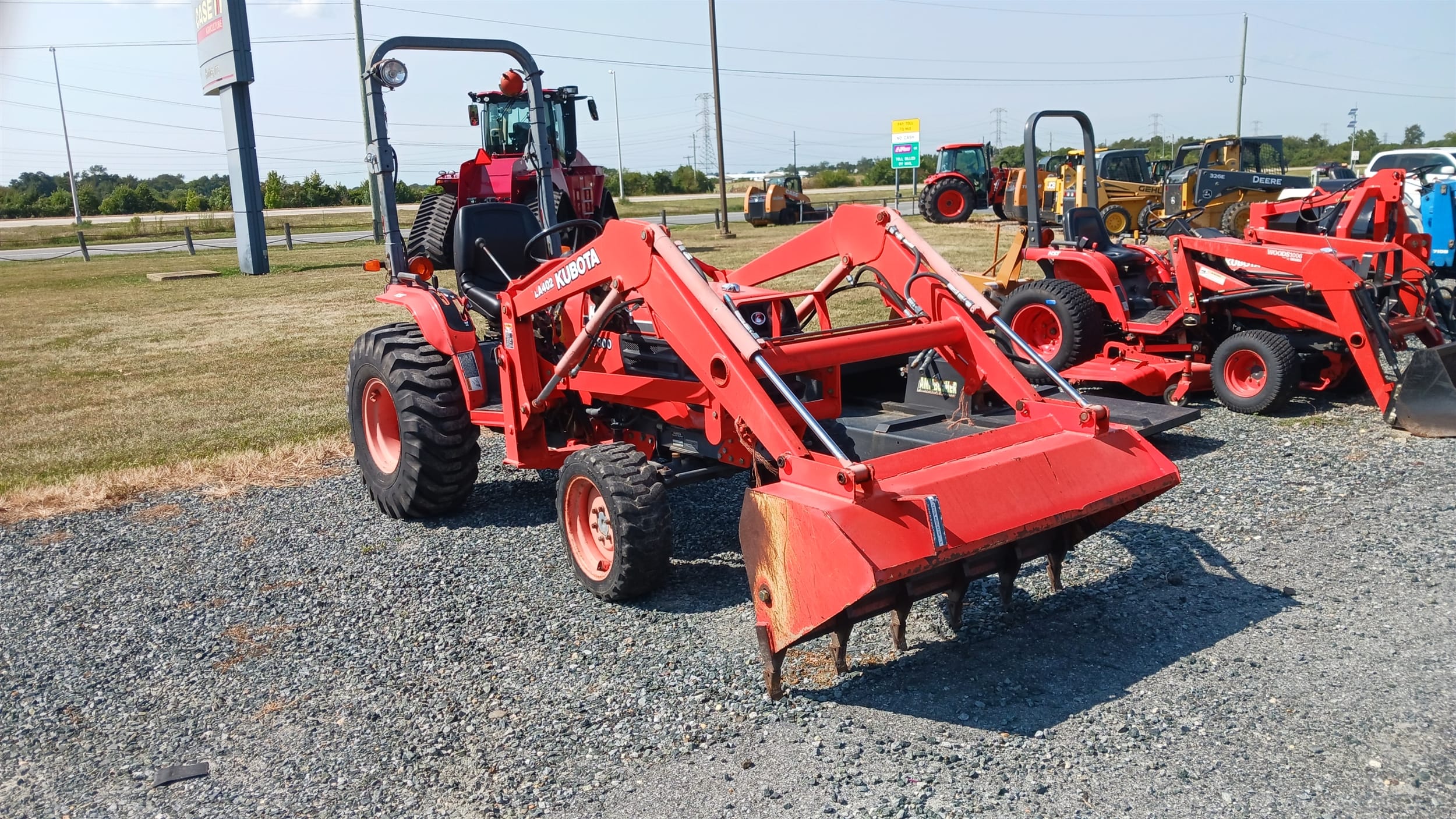 2003 Kubota B7800HSD Equipment Image0