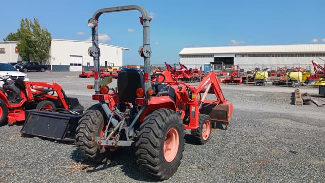 Image of Kubota B7800HSD equipment image 3